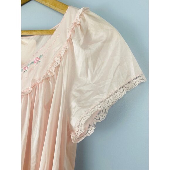 Vintage NWT Shadowline Nightgown Size S with Embroidered Detail, Light Pink - Picture 5 of 10